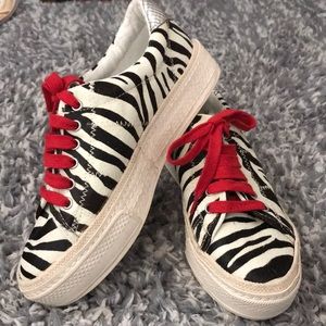 Dolce Vita Sneakers